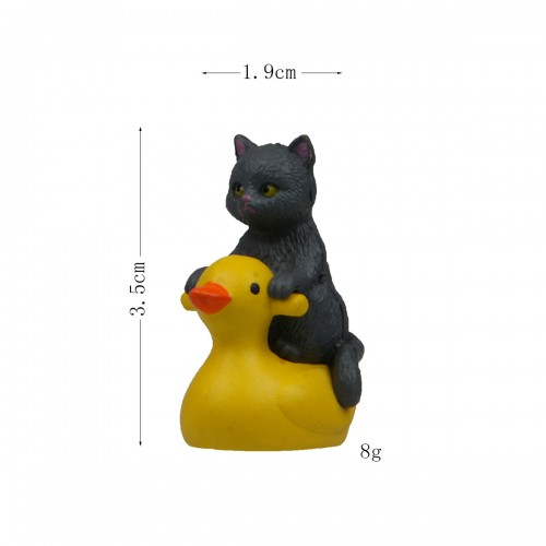 Фігурка "Кіт на качці" Сірий