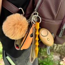 Ключник безпеки Max: сирена, газовий балончик в кейсі, куботан, розбивач-стропоріз, свисток, холдер для антисептика, ремінець, помпон (готовий набір самозахисту), Бежевий